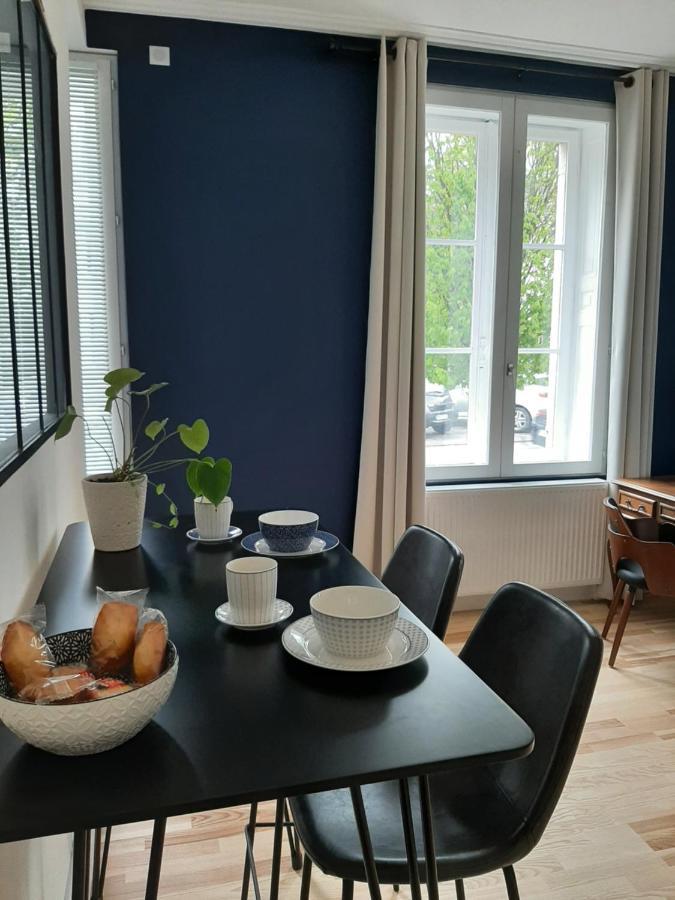La chambre de maître du boulevard Thiers, entrée et terrasse privatives Remiremont Extérieur photo